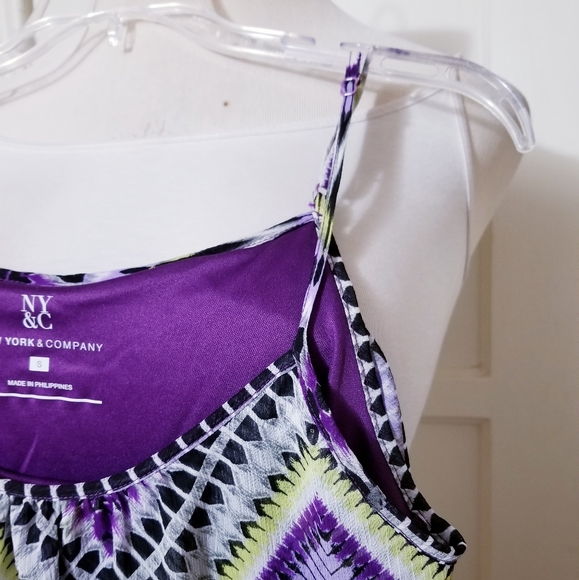 NY & CO purple chiffon overlay tank top camisole - Picture 2 of 7